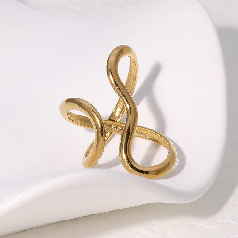 Wavy Ring