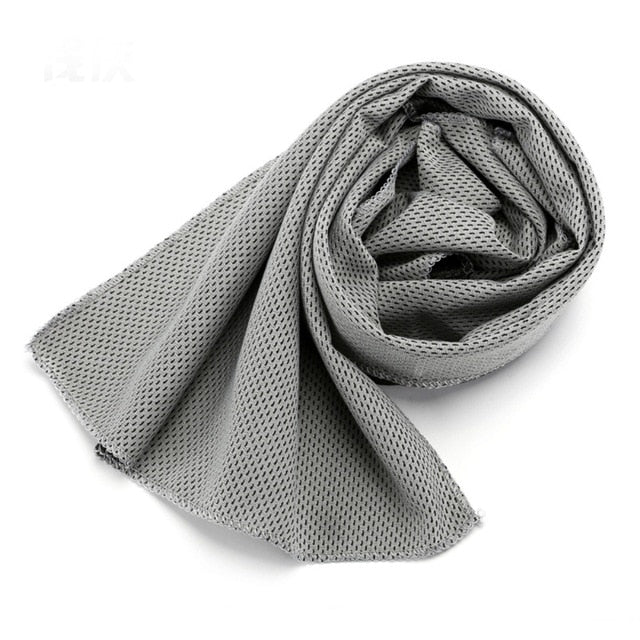 Cooling Towel with Bottle (4 Colors)