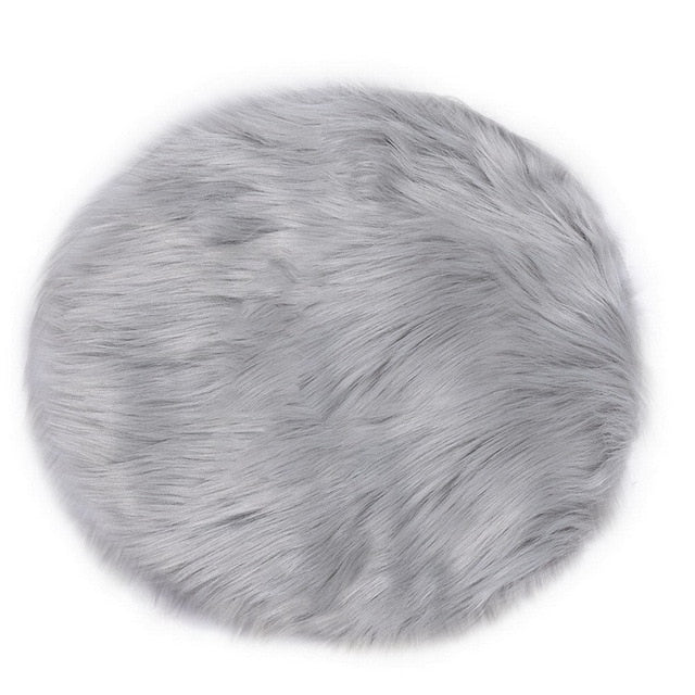 Round Sheepskin Rug (4 Colors)