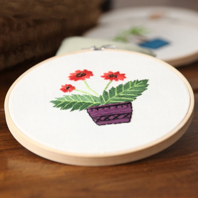 Floral Embroidery Starter Kit (15 Designs)